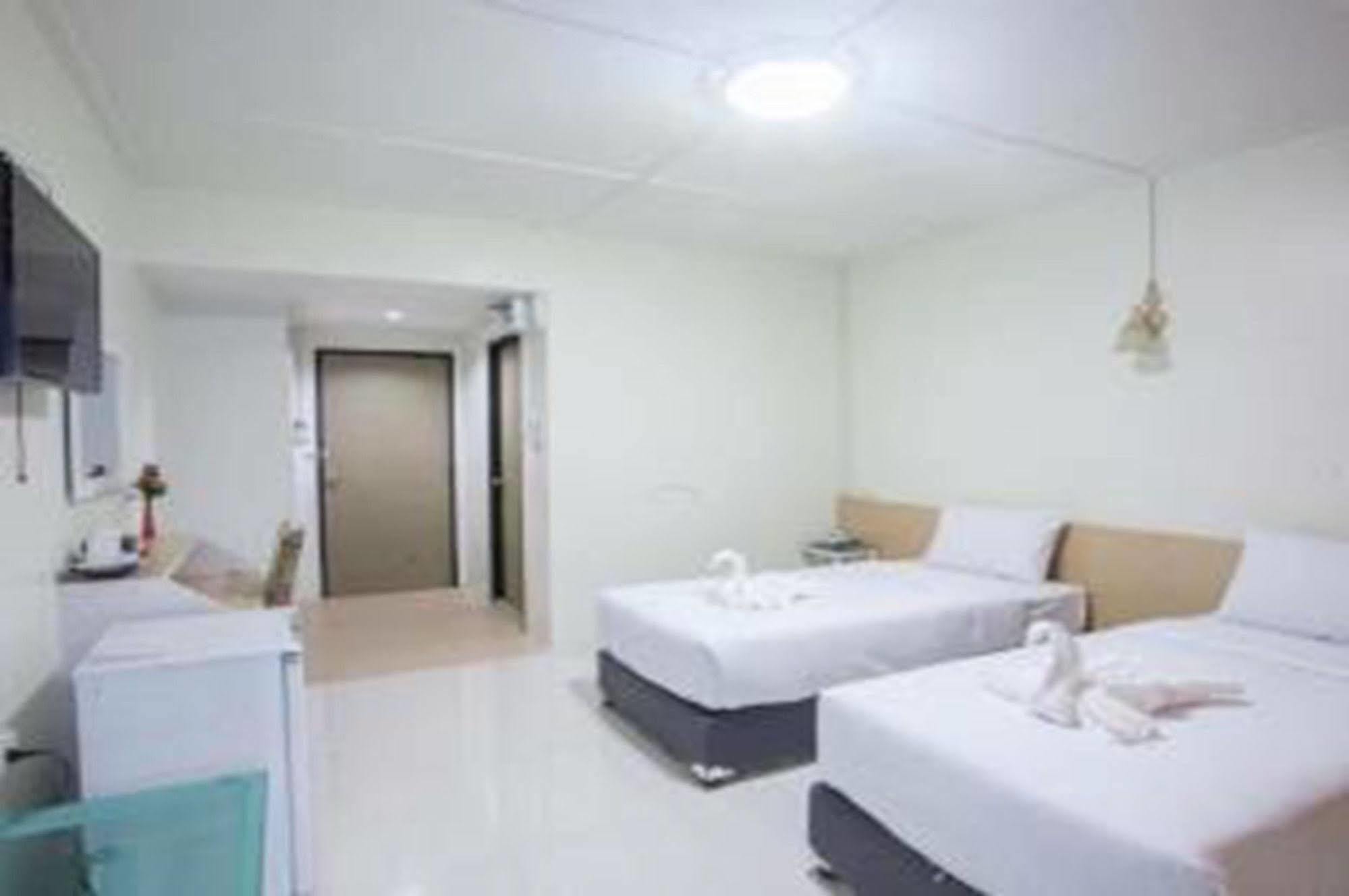 האט יאי The Train Hotel Hatyai מראה חיצוני תמונה
