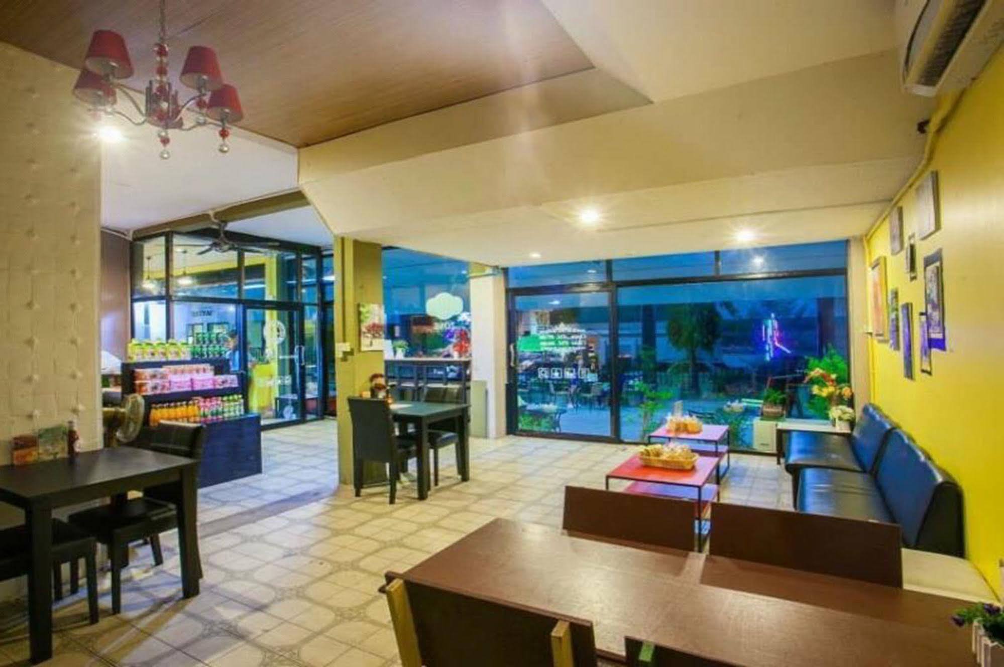 האט יאי The Train Hotel Hatyai מראה חיצוני תמונה